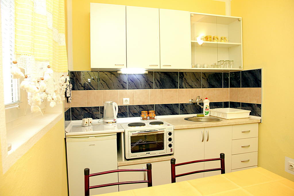 Apartmani Jovanovic Petrovac Oda fotoğraf