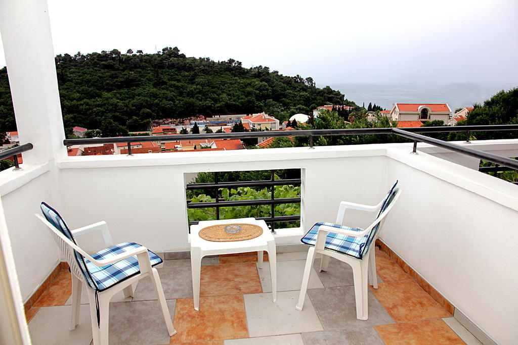 Apartmani Jovanovic Petrovac Oda fotoğraf